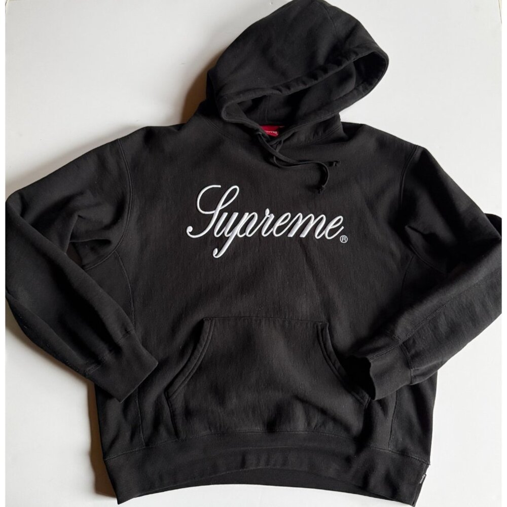 SUPREME Embroidered Script Logo Hoodie in Black - Men's Medium